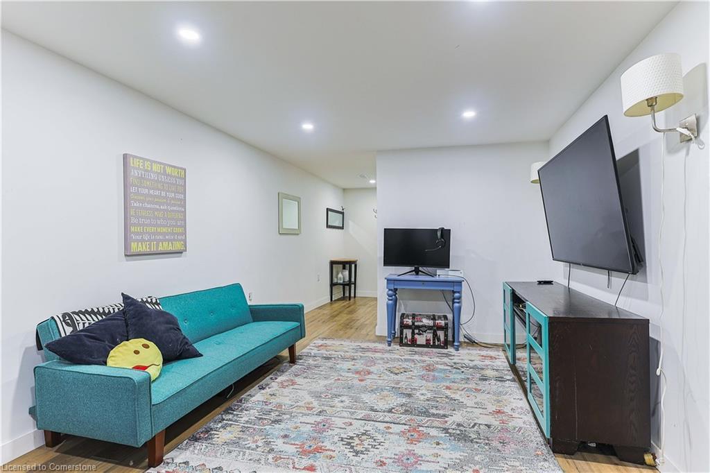 54-5475 Lakeshore Road, Burlington, ON - Indoor