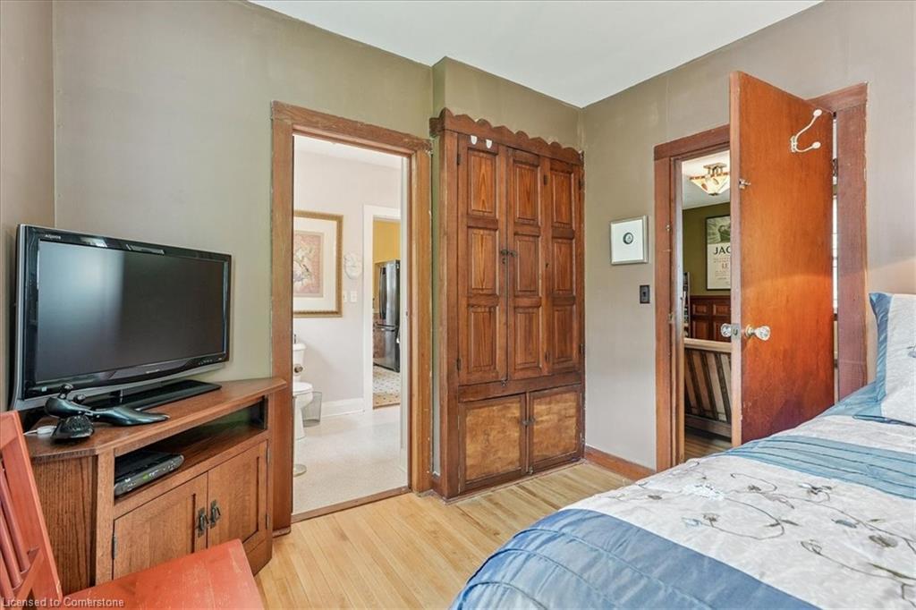 94 Centre Street, Niagara-On-The-Lake, ON - Indoor Photo Showing Bedroom