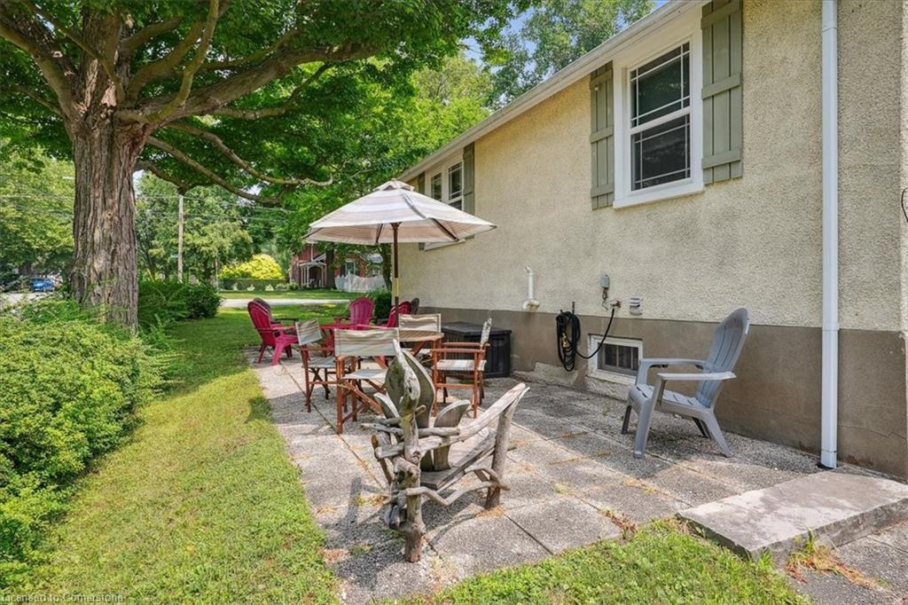 94 Centre Street, Niagara-On-The-Lake, ON - Outdoor With Exterior