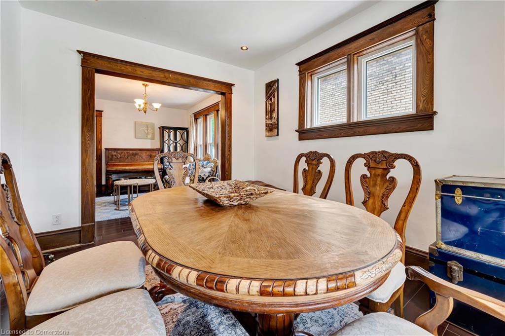 42 Shanley Street, Kitchener, ON - Indoor Photo Showing Dining Room