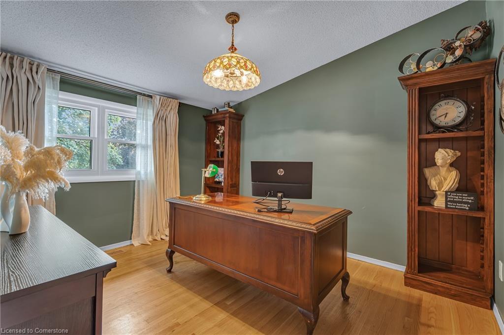 316 Fennell Avenue W, Hamilton, ON - Indoor Photo Showing Office
