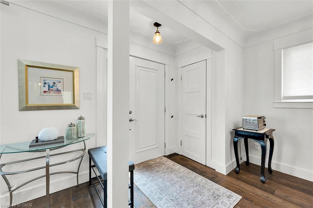 28 Marion Crescent, Dundas, ON - Indoor Photo Showing Other Room