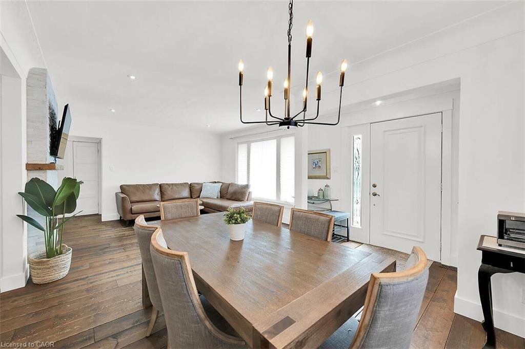 28 Marion Crescent, Dundas, ON - Indoor Photo Showing Dining Room