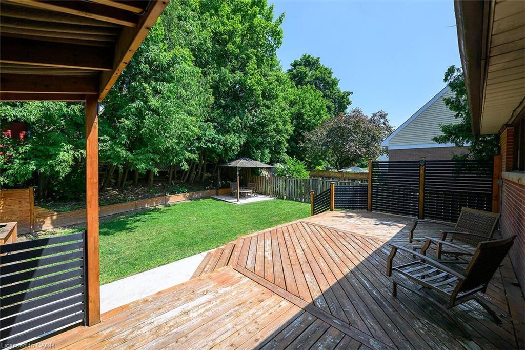 28 Marion Crescent, Dundas, ON - Outdoor With Deck Patio Veranda With Exterior