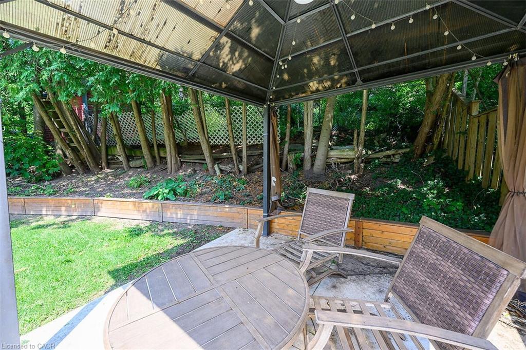 28 Marion Crescent, Dundas, ON - Outdoor With Deck Patio Veranda