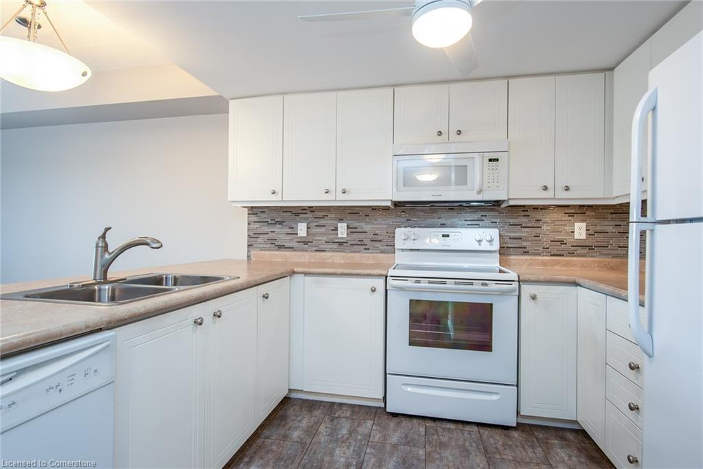 306-505 Margaret Street, Cambridge, ON - Indoor Photo Showing Kitchen With Double Sink