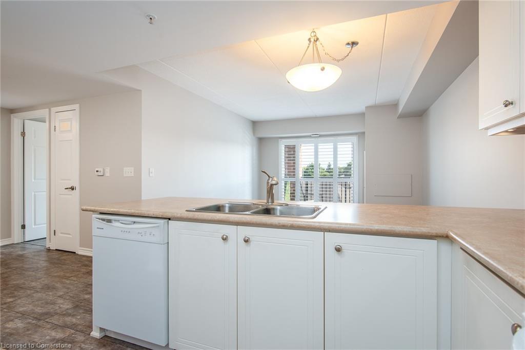 306-505 Margaret Street, Cambridge, ON - Indoor Photo Showing Kitchen With Double Sink