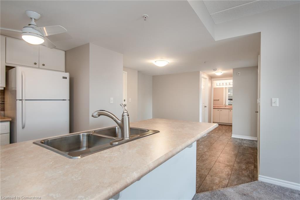 306-505 Margaret Street, Cambridge, ON - Indoor Photo Showing Kitchen With Double Sink