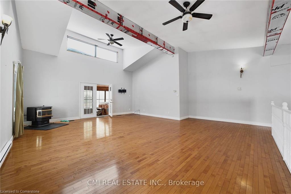 1632 Conc 2-3 Road, Cochrane, ON - Indoor Photo Showing Other Room