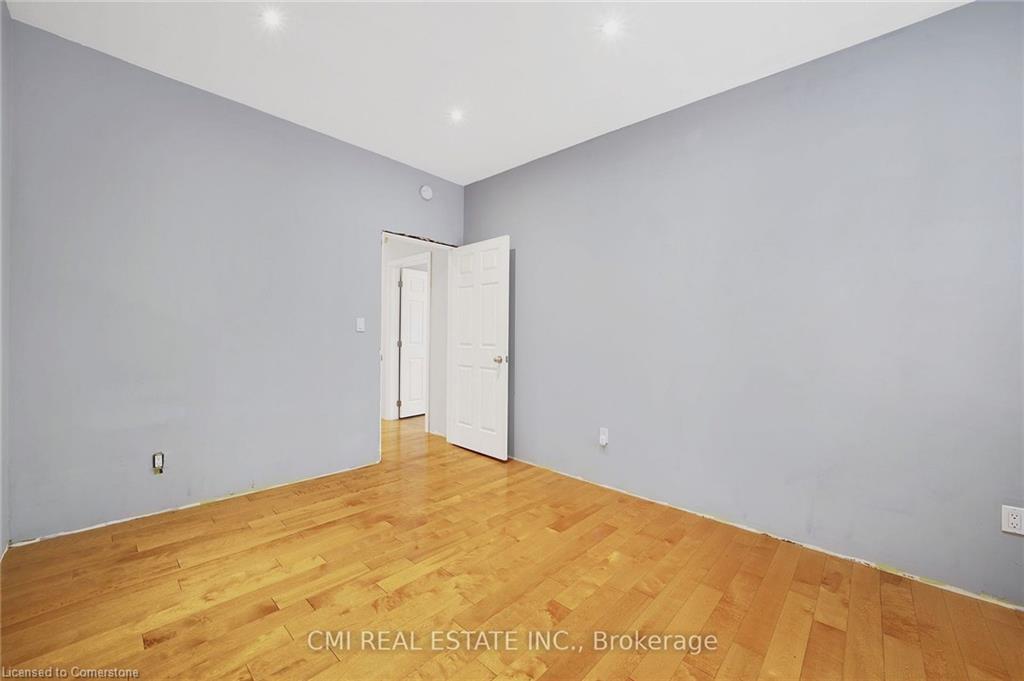 1632 Conc 2-3 Road, Cochrane, ON - Indoor Photo Showing Other Room