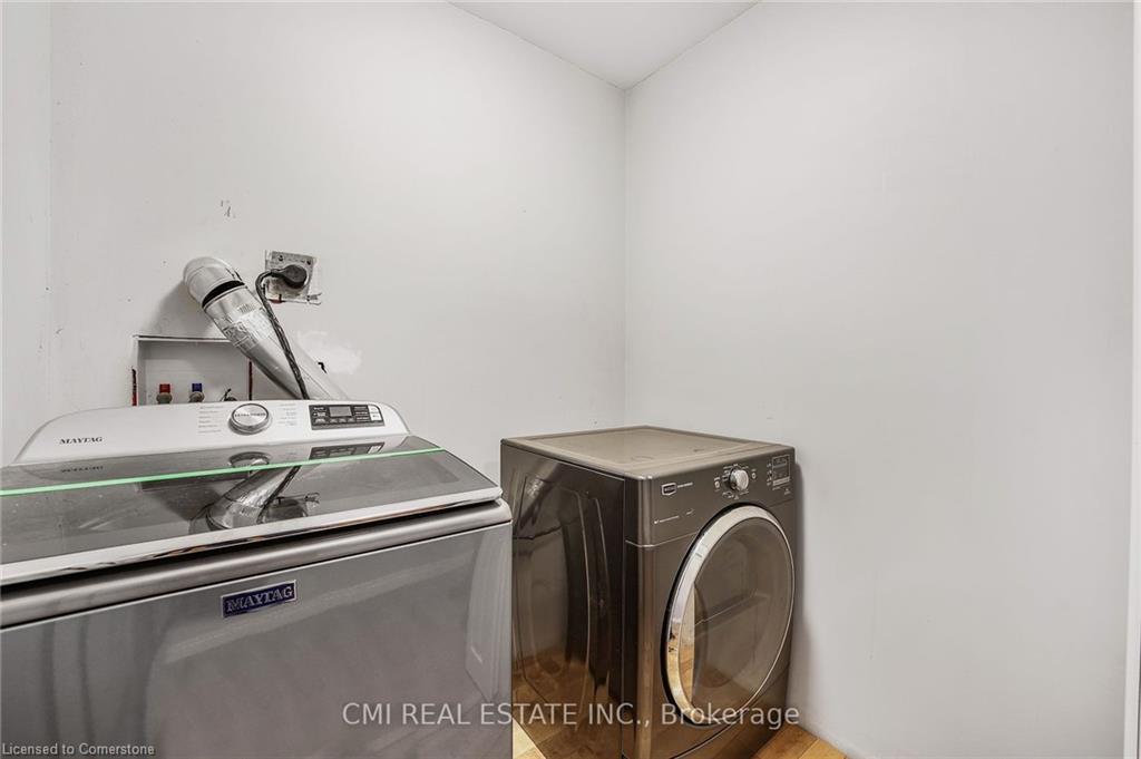 1632 Conc 2-3 Road, Cochrane, ON - Indoor Photo Showing Laundry Room