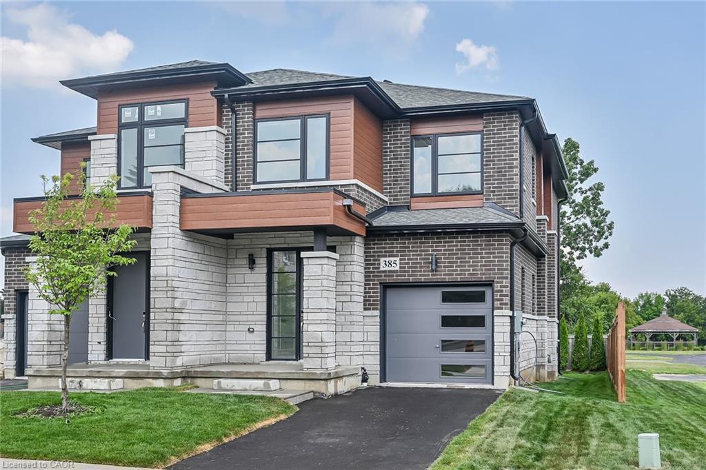 385 Limeridge Road E, Hamilton, ON - Outdoor With Facade