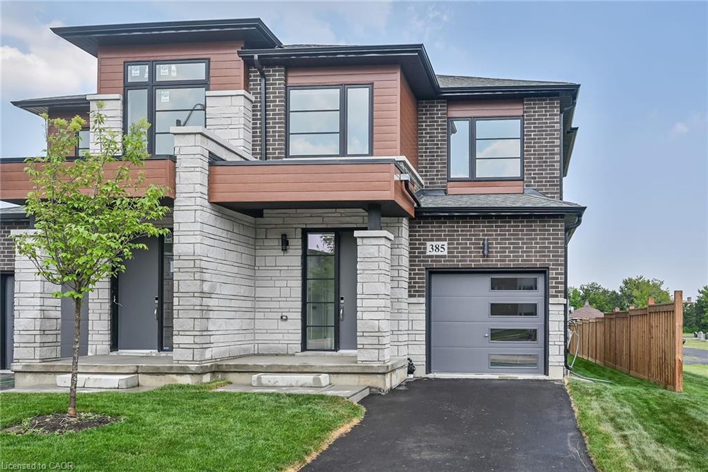 385 Limeridge Road E, Hamilton, ON - Outdoor With Facade