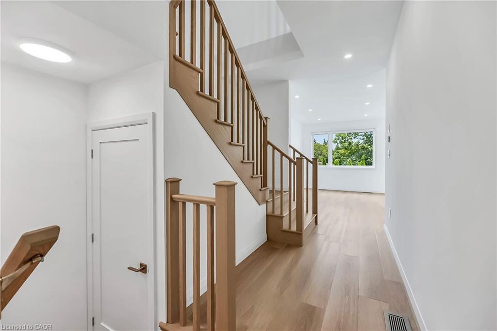 385 Limeridge Road E, Hamilton, ON - Indoor Photo Showing Other Room