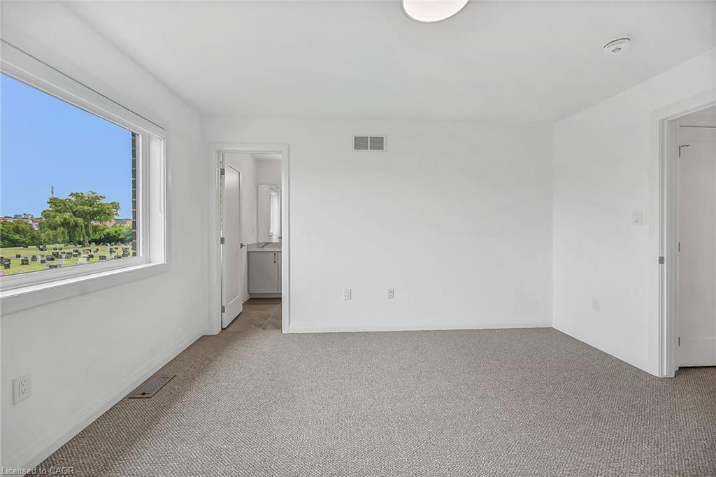 385 Limeridge Road E, Hamilton, ON - Indoor Photo Showing Other Room