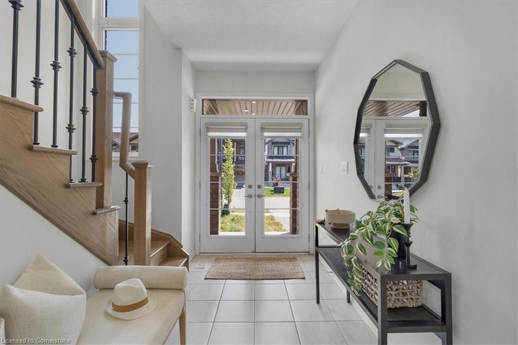 157 Cactus Crescent, Hamilton, ON - Indoor Photo Showing Other Room