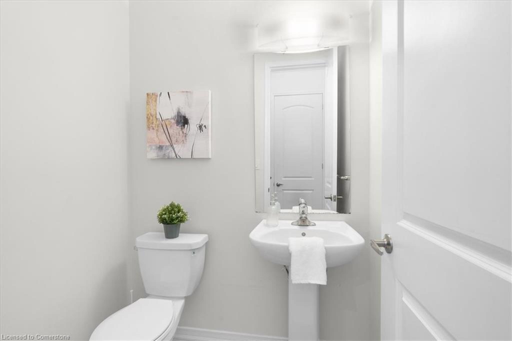 157 Cactus Crescent, Hamilton, ON - Indoor Photo Showing Bathroom