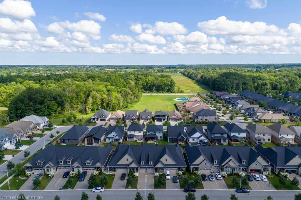 14 Campbell Street, Thorold, ON - Outdoor With View