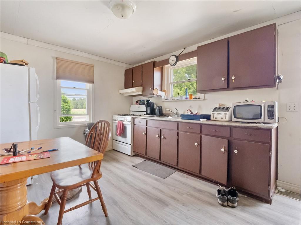 567 Killaly St Street E, Port Colborne, ON - Indoor Photo Showing Kitchen