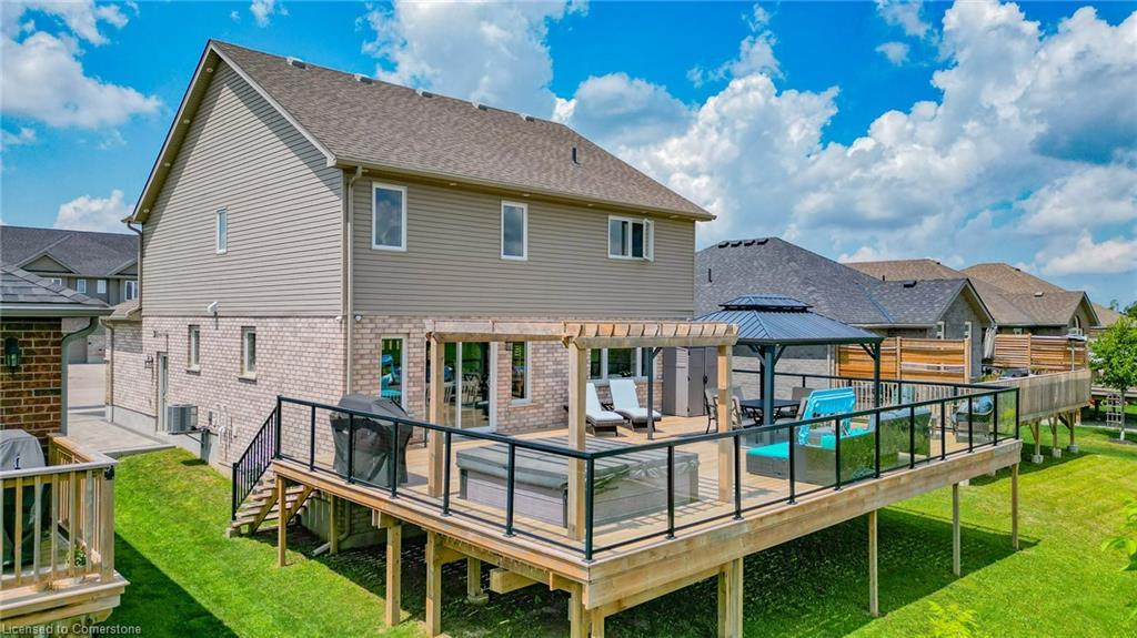 122 Bridge Crescent, Palmerston, ON - Outdoor With Deck Patio Veranda