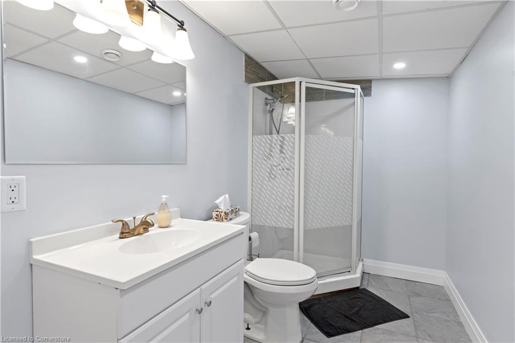 122 Bridge Crescent, Palmerston, ON - Indoor Photo Showing Bathroom