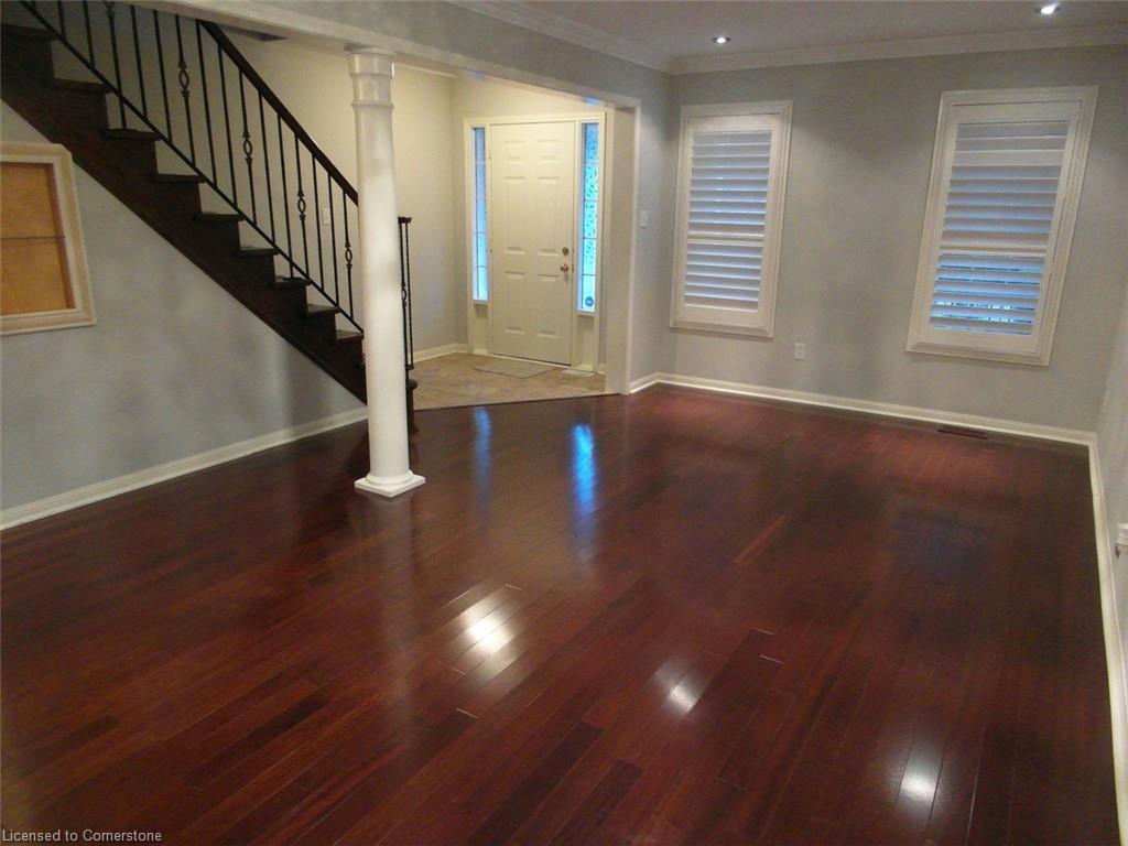 2289 Dunforest Crescent, Oakville, ON - Indoor Photo Showing Other Room