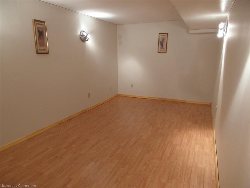 2289 Dunforest Crescent, Oakville, ON - Indoor Photo Showing Other Room