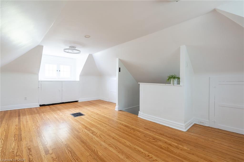 272 Stinson Crescent, Hamilton, ON - Indoor Photo Showing Other Room