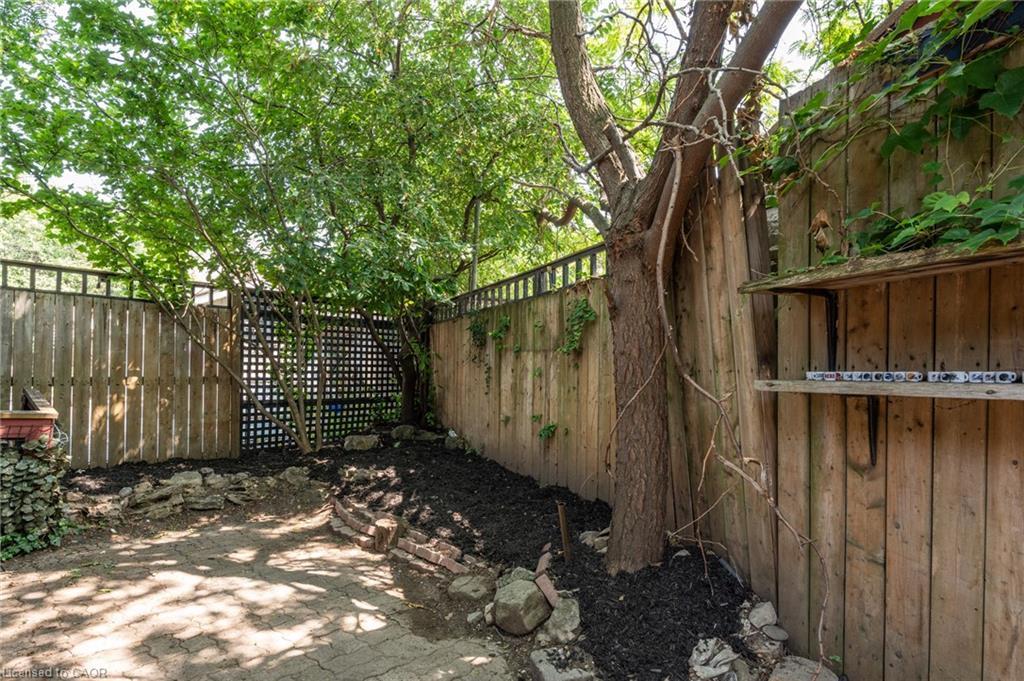 272 Stinson Crescent, Hamilton, ON - Outdoor