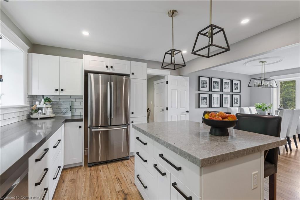 404996 Beaconsfield Road, Burgessville, ON - Indoor Photo Showing Kitchen With Upgraded Kitchen