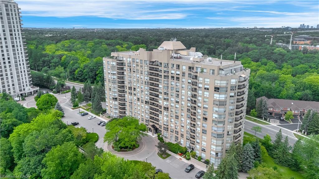 704-1800 The Collegeway, Mississauga, ON - Outdoor With View