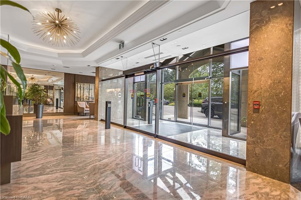 704-1800 The Collegeway, Mississauga, ON - Indoor Photo Showing Other Room