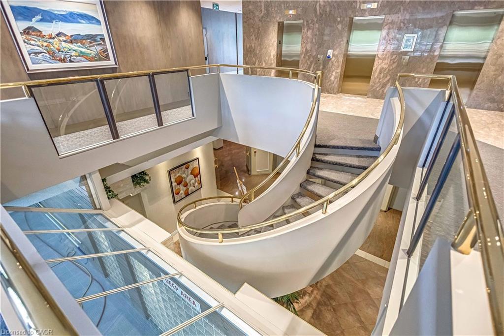 704-1800 The Collegeway, Mississauga, ON - Indoor Photo Showing Other Room