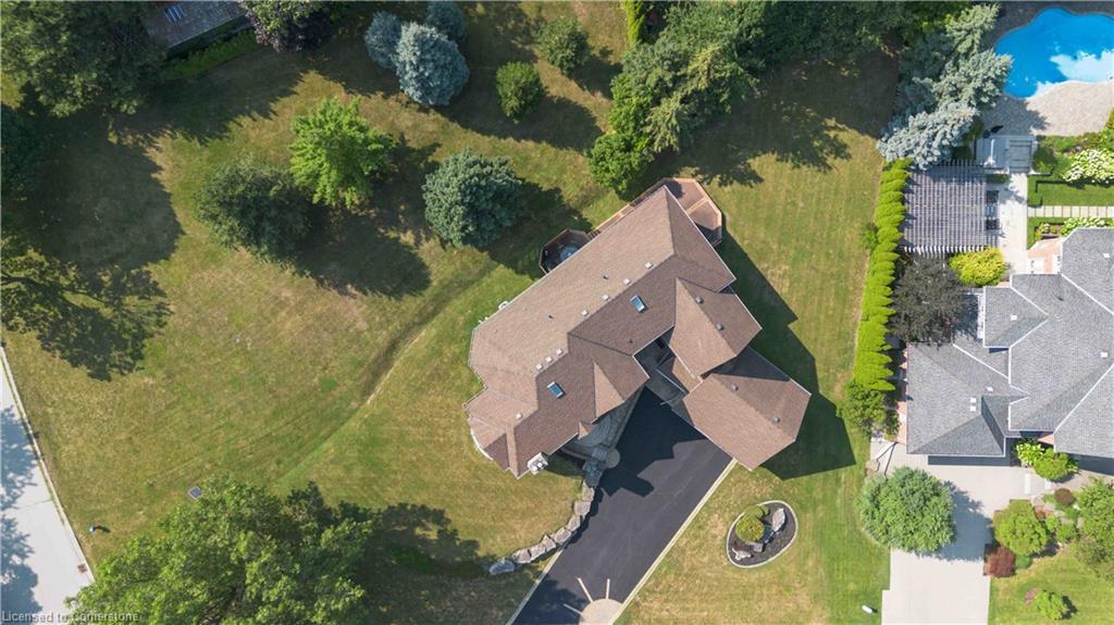 1401 Tamworth Court, Burlington, ON - Outdoor With View