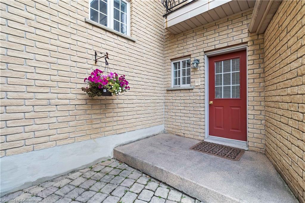 1401 Tamworth Court, Burlington, ON - Outdoor With Exterior