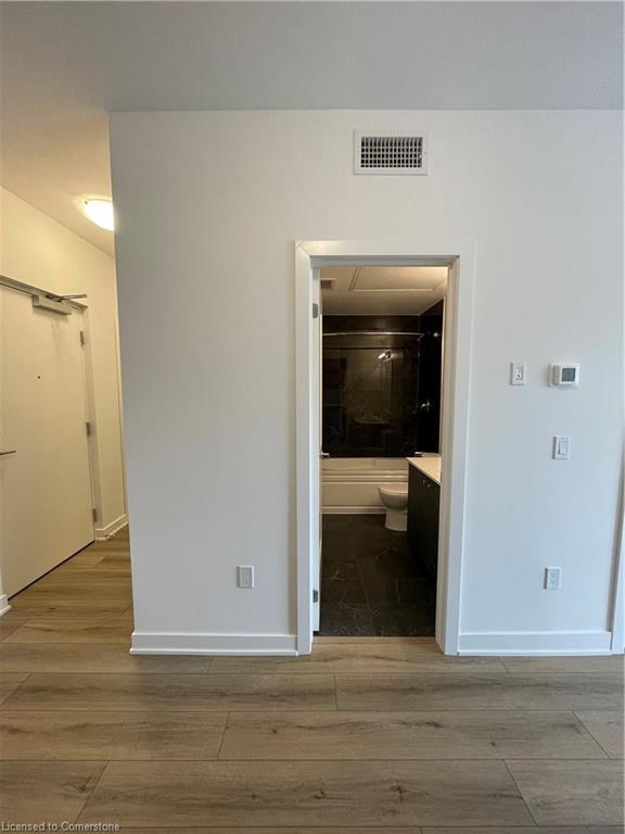 214-312 Erb Street W, Waterloo, ON - Indoor Photo Showing Other Room