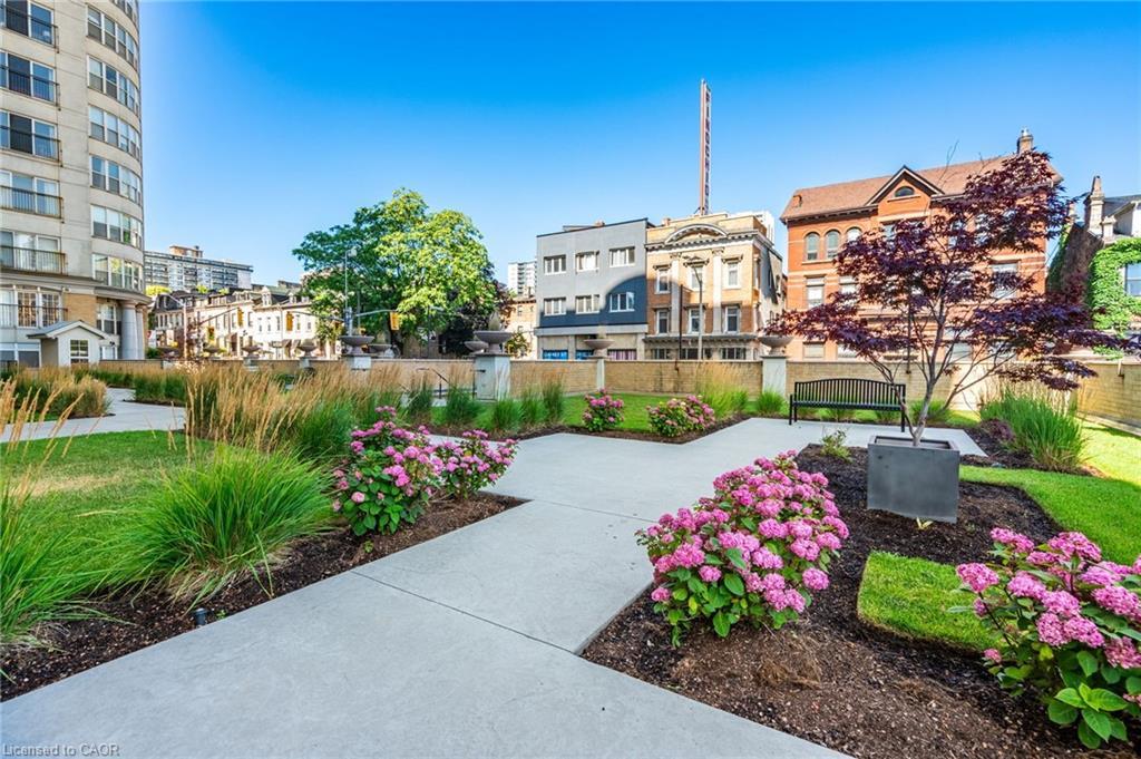 612-135 James Street S, Hamilton, ON - Outdoor
