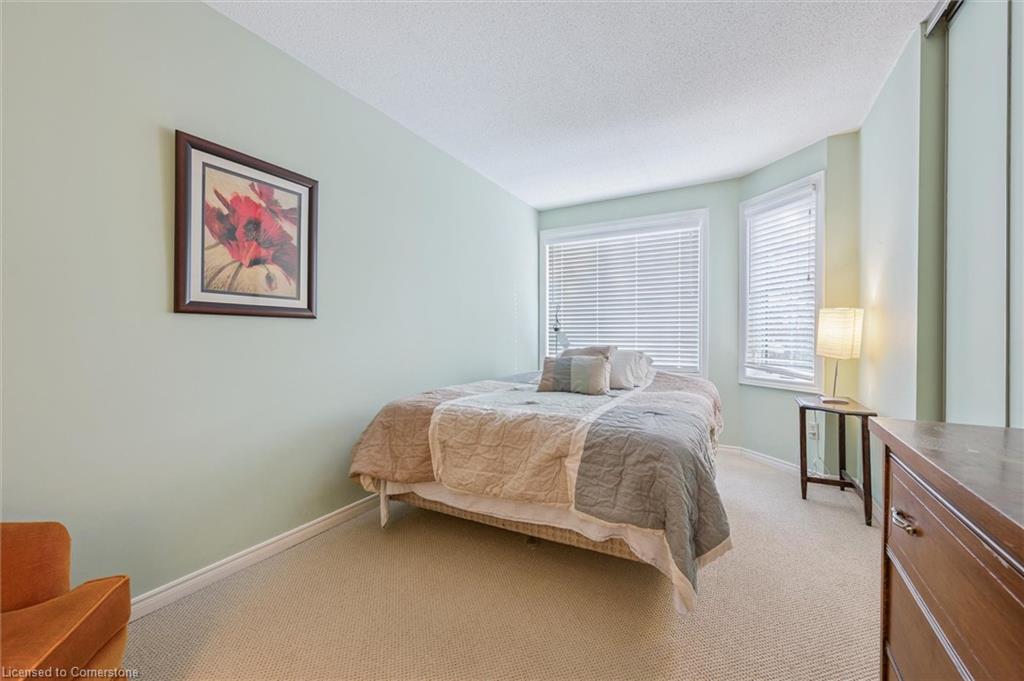 4-488 Beechwood Drive, Waterloo, ON - Indoor Photo Showing Bedroom