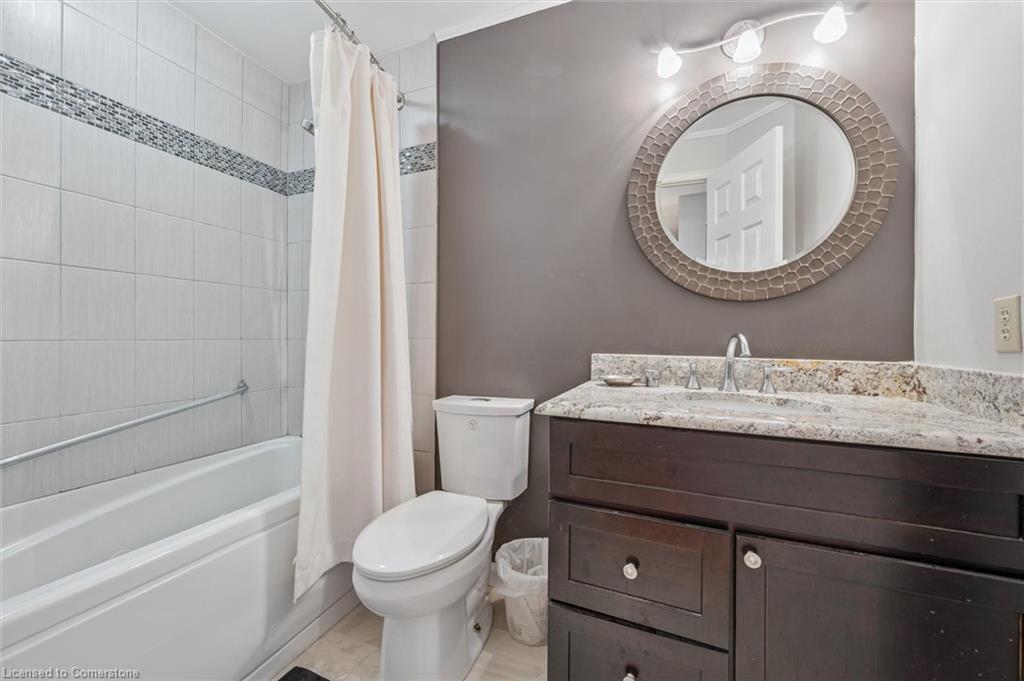 4-488 Beechwood Drive, Waterloo, ON - Indoor Photo Showing Bathroom