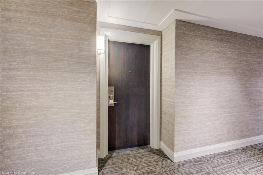 204-10 Ellen Street E, Kitchener, ON - Photo Showing Other Room