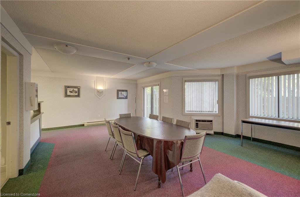 204-10 Ellen Street E, Kitchener, ON - Indoor Photo Showing Other Room