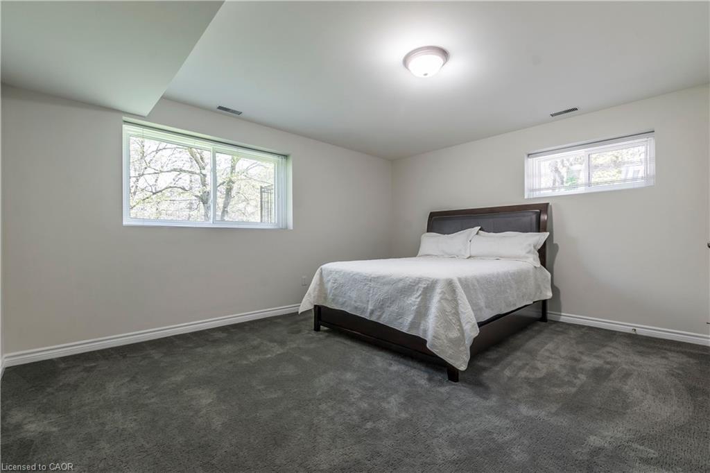 6353 Mcniven Road, Burlington, ON - Indoor Photo Showing Bedroom