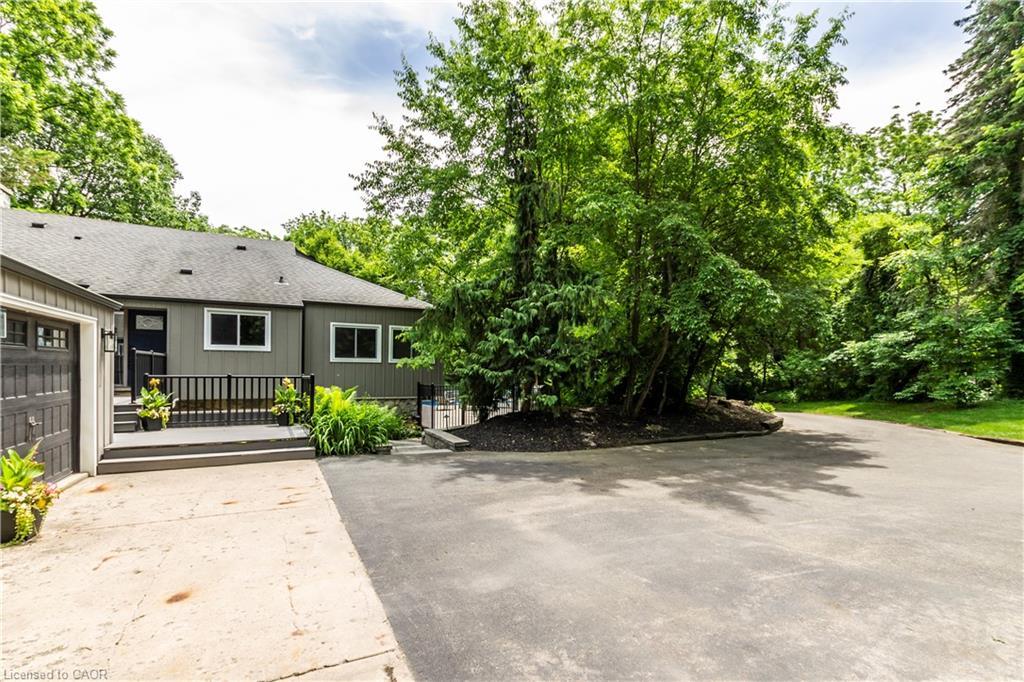 6353 Mcniven Road, Burlington, ON - Outdoor