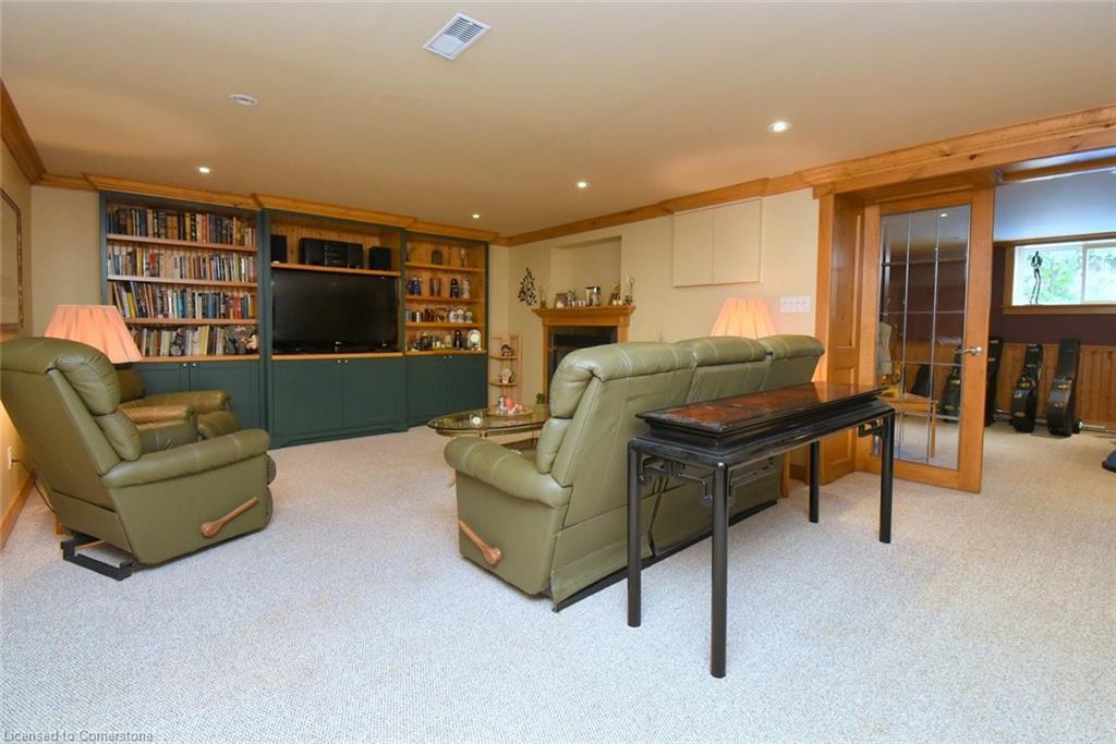 4131 Lorraine Crescent, Burlington, ON - Indoor