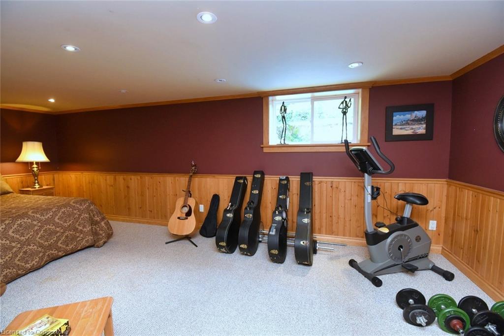 4131 Lorraine Crescent, Burlington, ON - Indoor Photo Showing Gym Room
