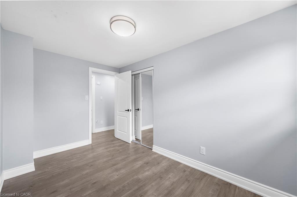 24 Fallingdale Crescent, Brampton, ON - Indoor Photo Showing Other Room