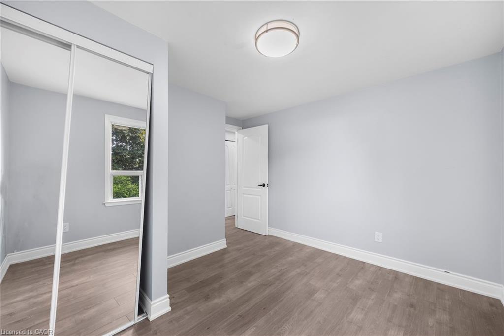 24 Fallingdale Crescent, Brampton, ON - Indoor Photo Showing Other Room