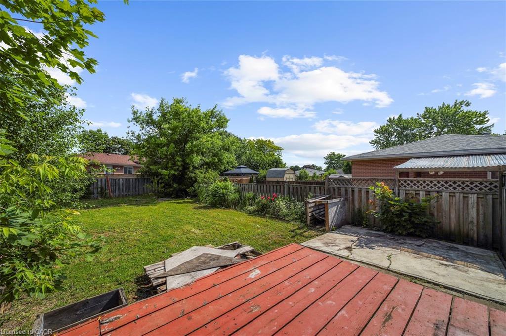 24 Fallingdale Crescent, Brampton, ON - Outdoor With Deck Patio Veranda With Backyard