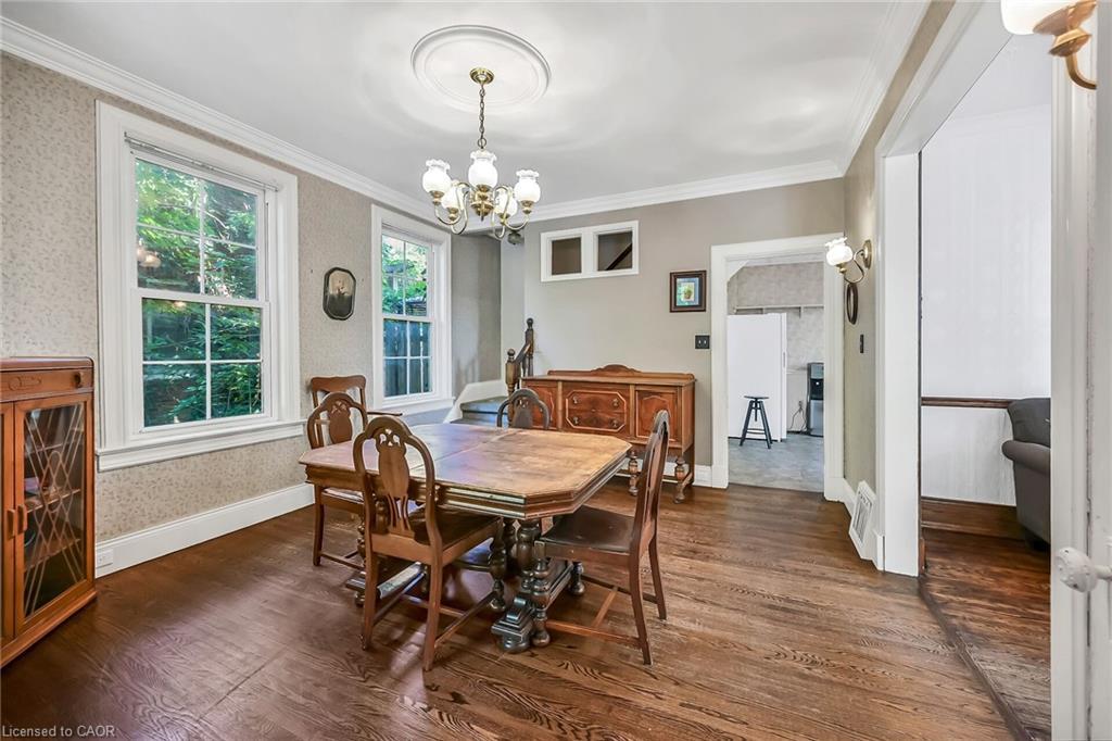 94 Sutherland Street W, Caledonia, ON - Indoor Photo Showing Dining Room