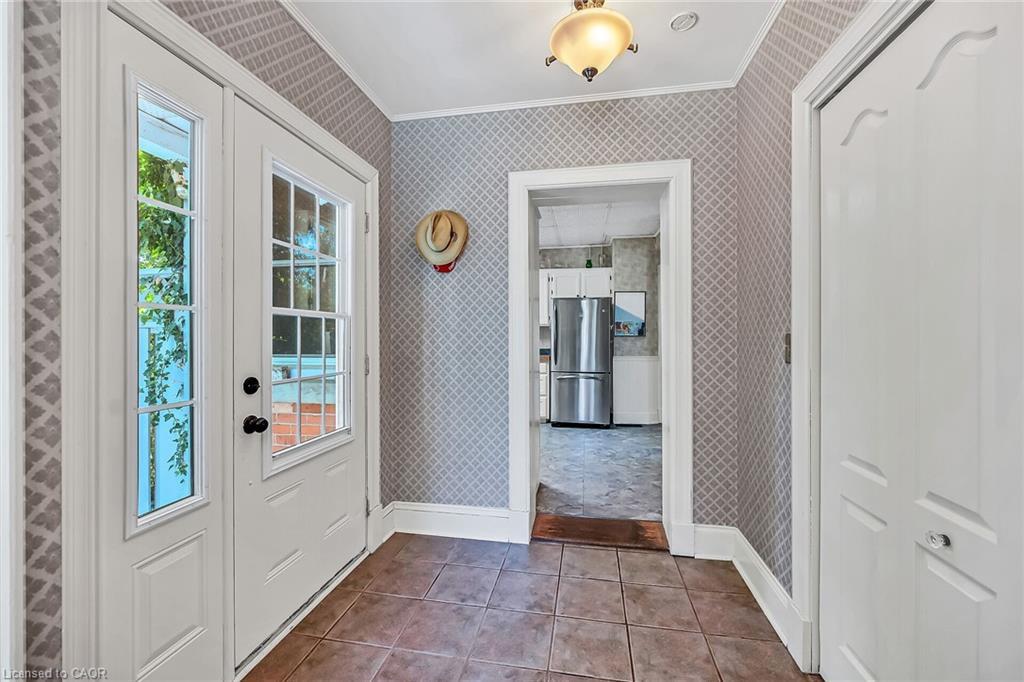 94 Sutherland Street W, Caledonia, ON - Indoor Photo Showing Other Room